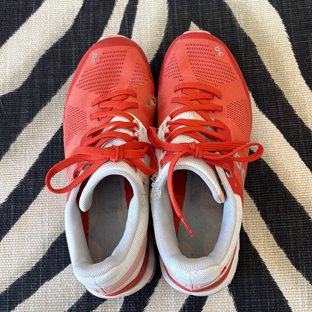 On Running Cloudsurfer running shoes. A bit narrow for my foot.